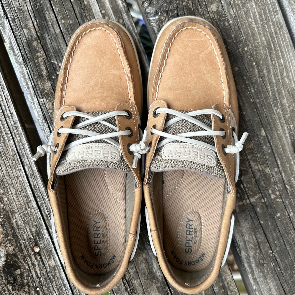 Sperry Women’s Songfish Boat Shoe Size 8M